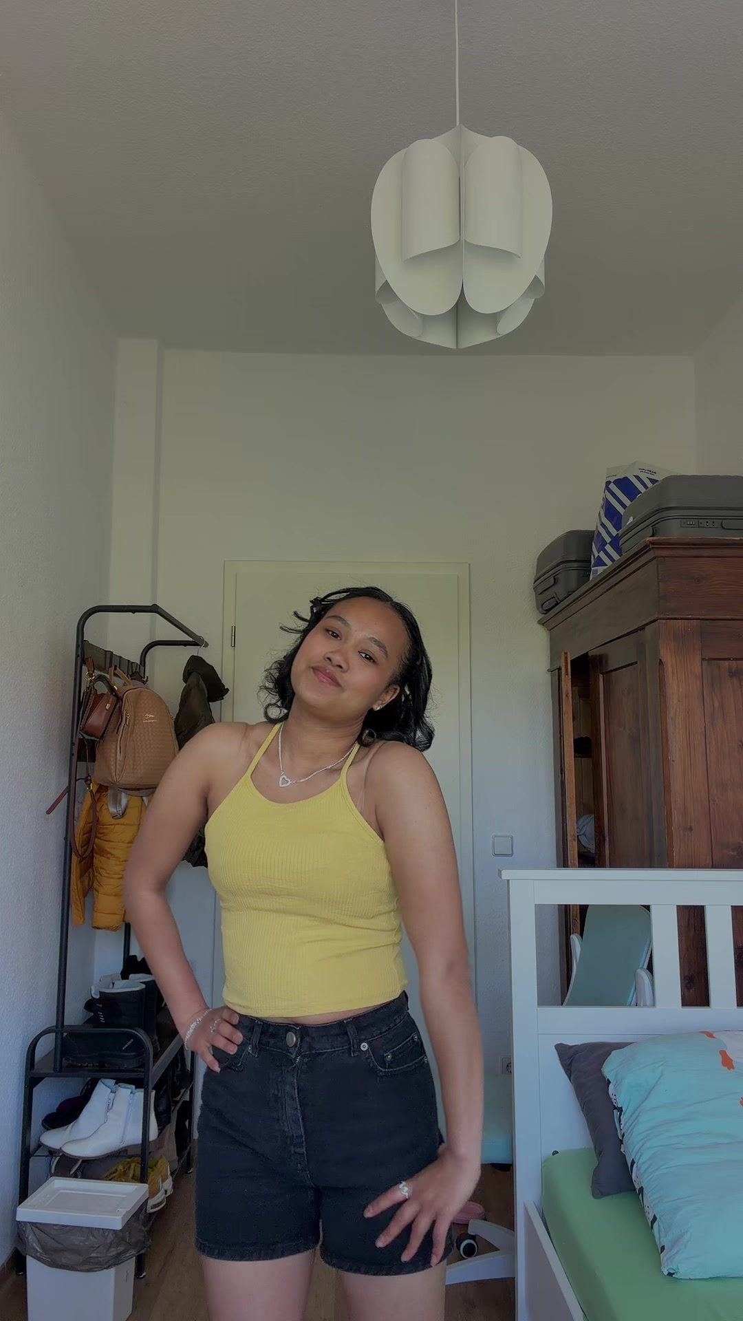 @anjarraaaa