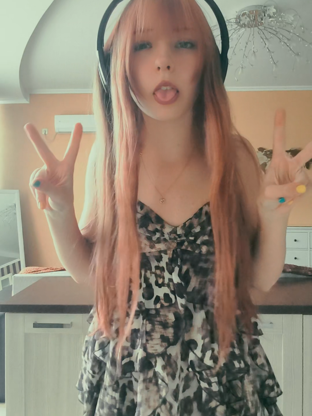 @китикис