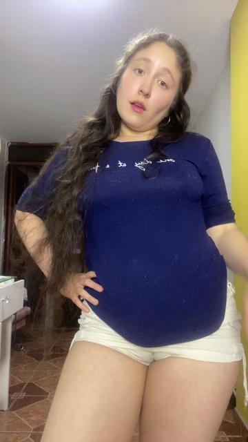 @camilareyeslara