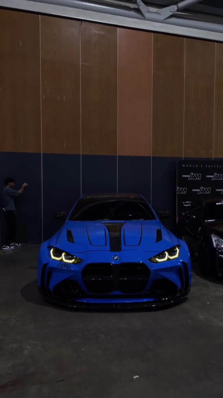 @liamlebar
