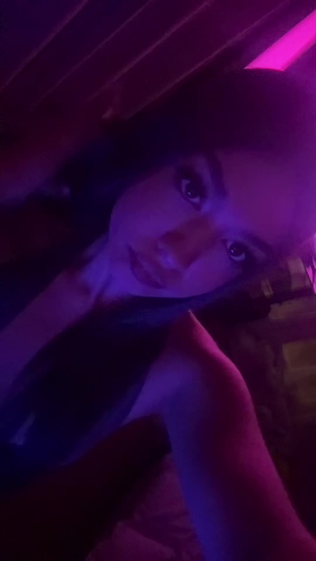 @em$ki