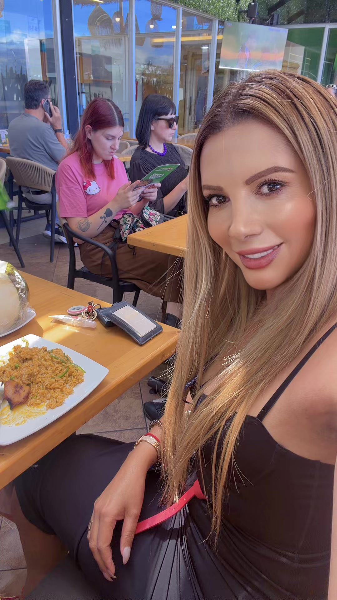 @Anna Karyna