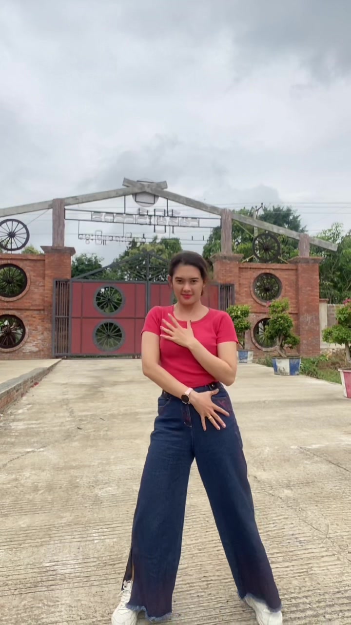 @Thinzar Cai