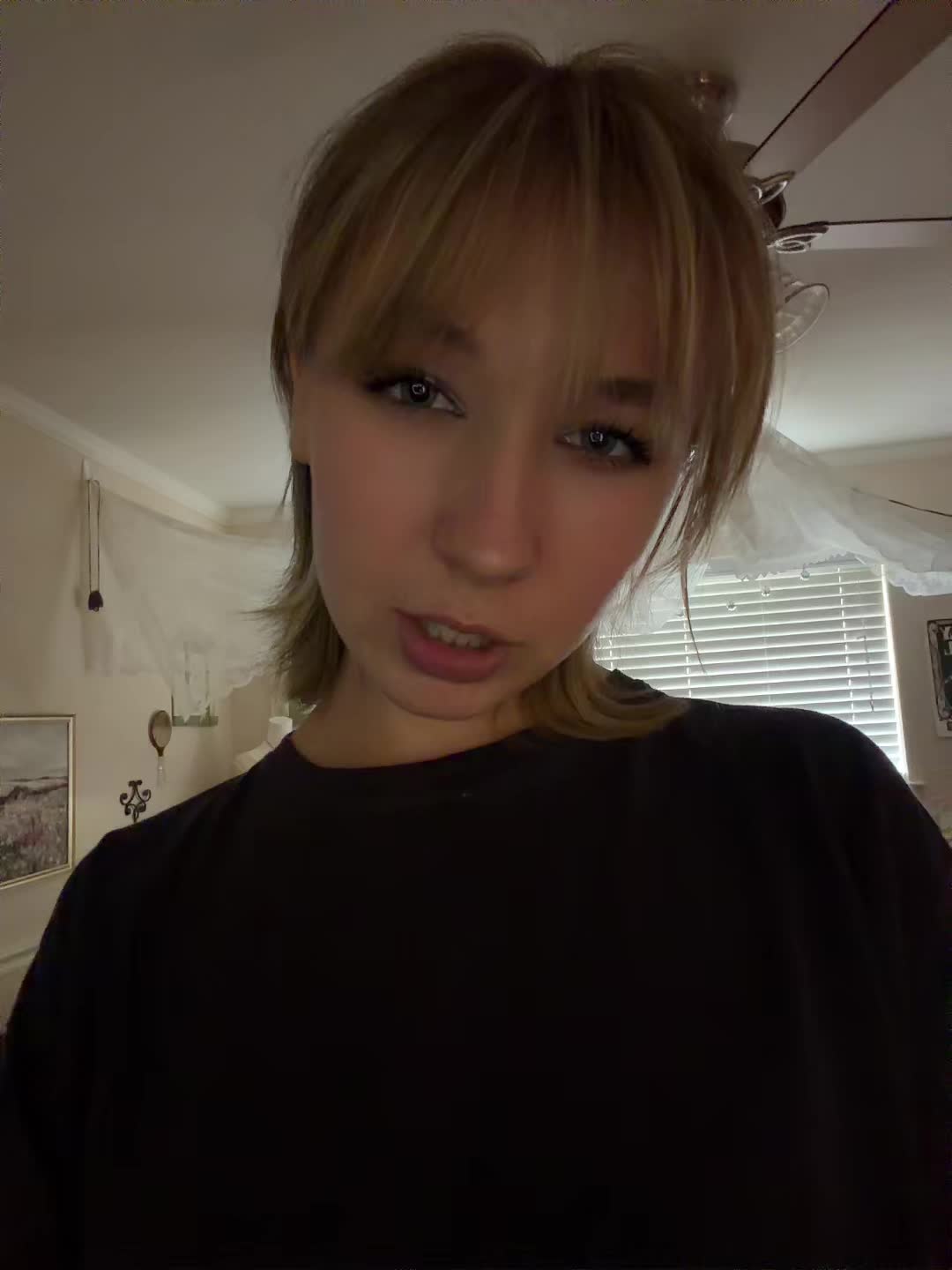 @lily