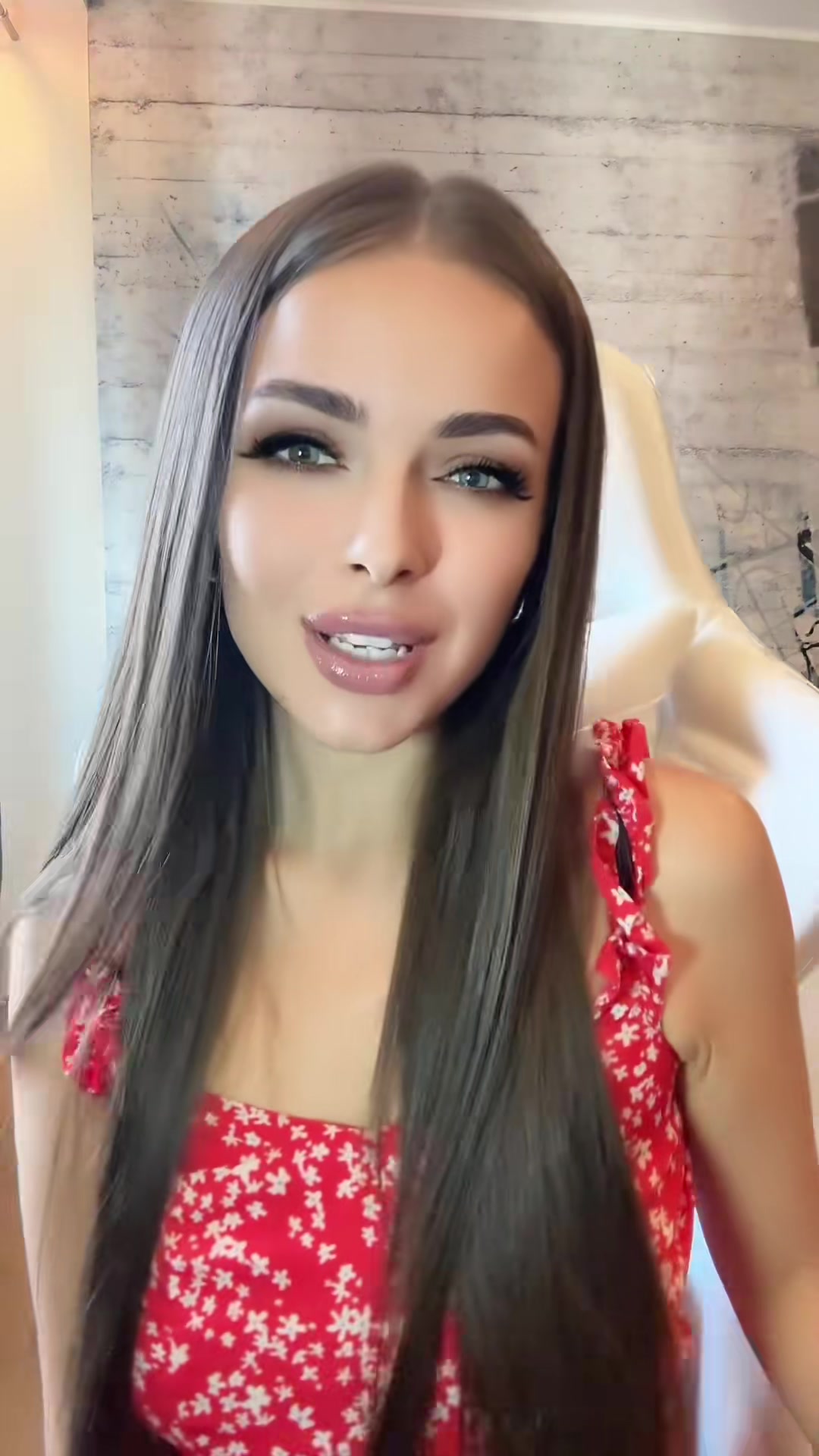 @Девочка с картинки