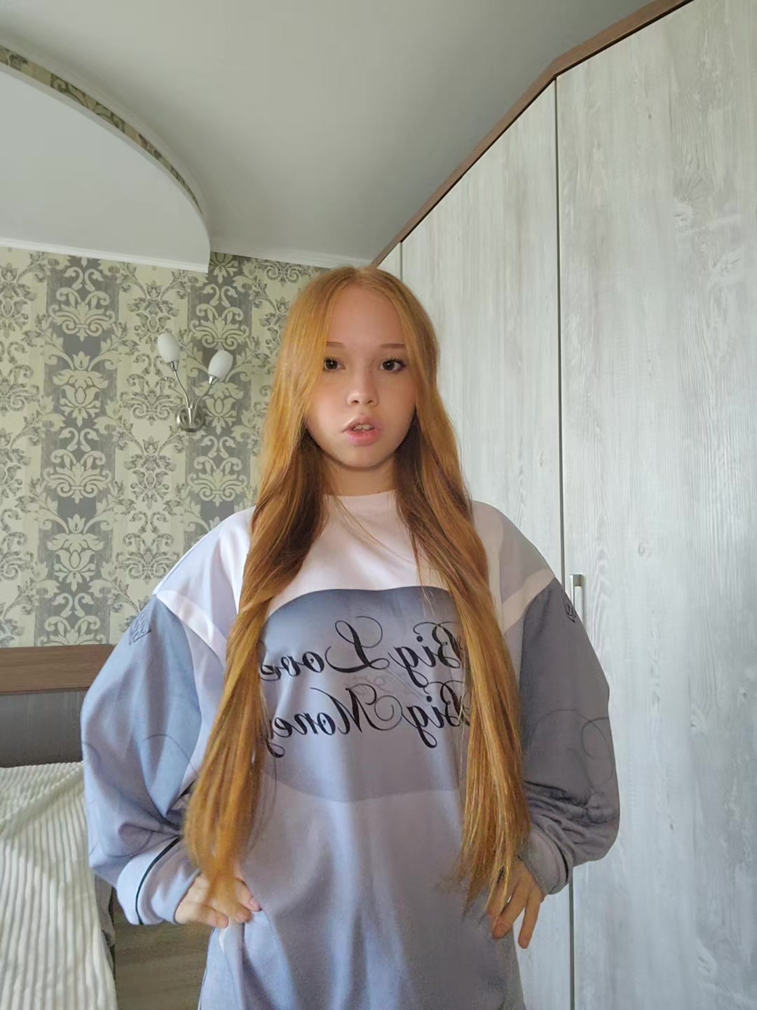 @анютка