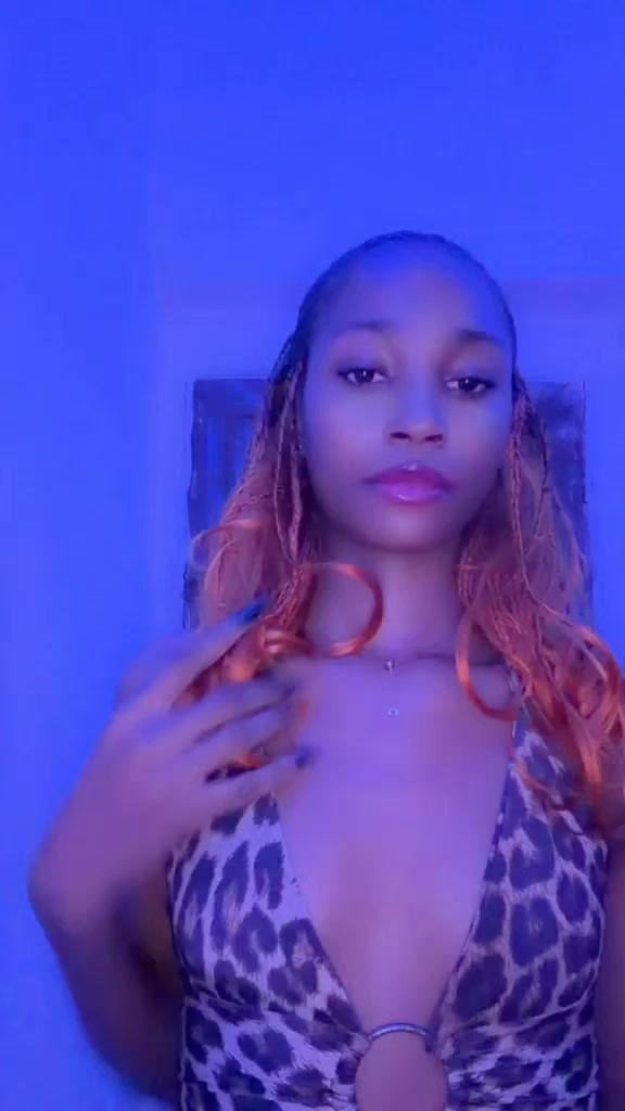 @Emmanuella♊🎀