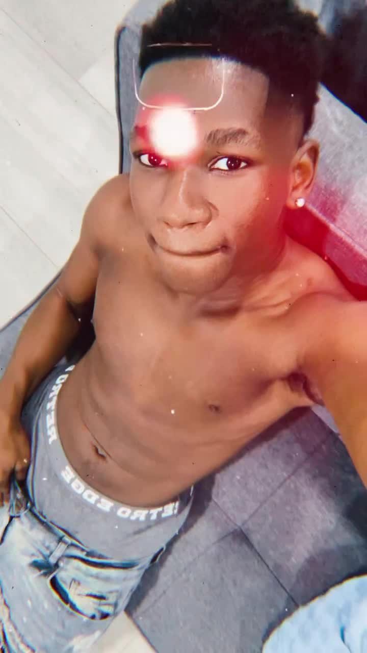 @Dezz