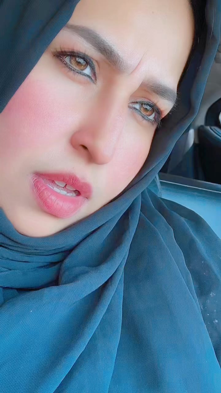 @❤️Benazir Syed❤️