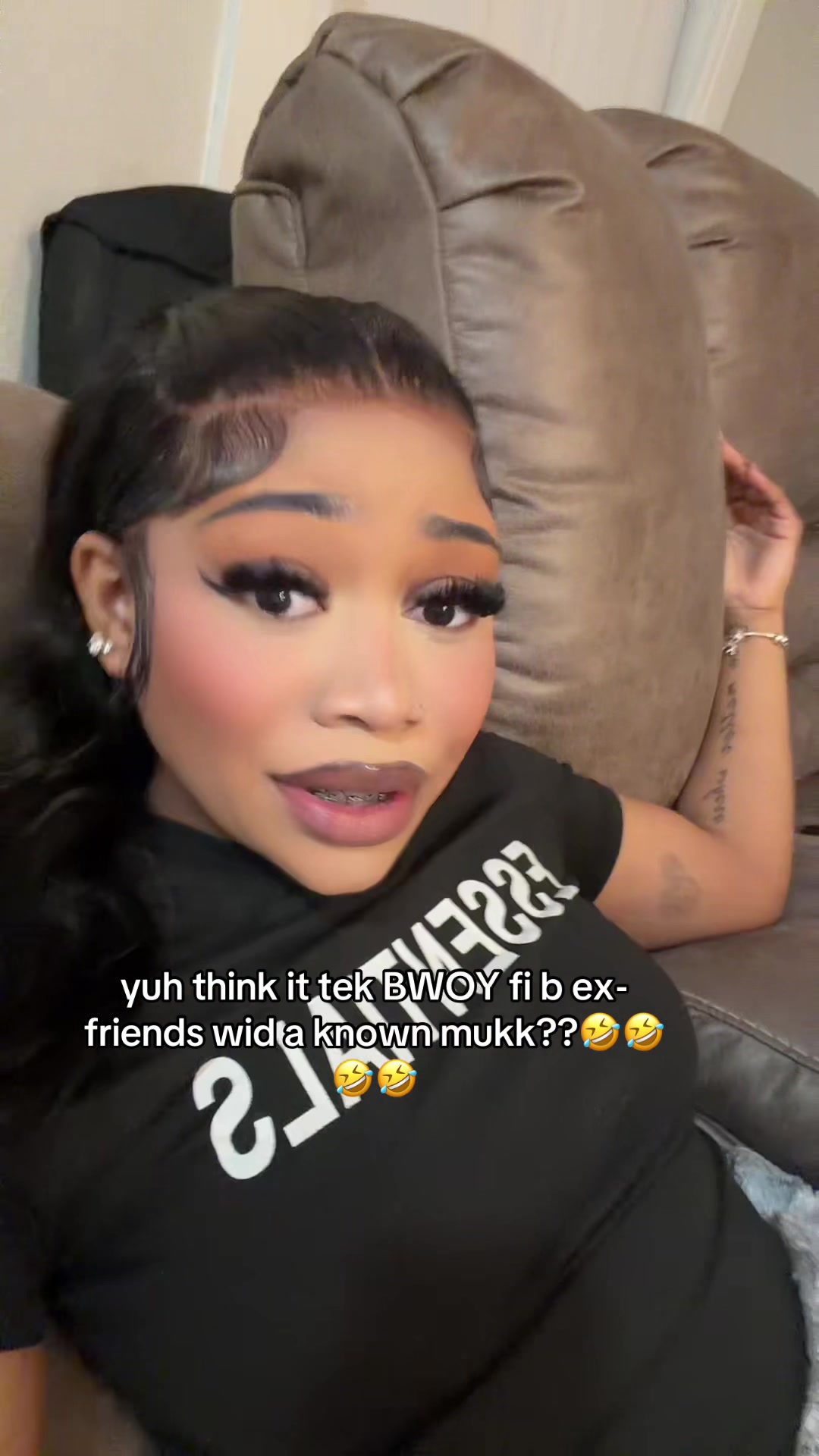 @hoodlebrity