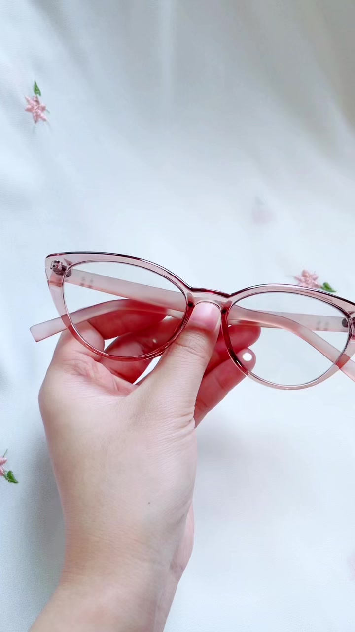 @Design Glasses