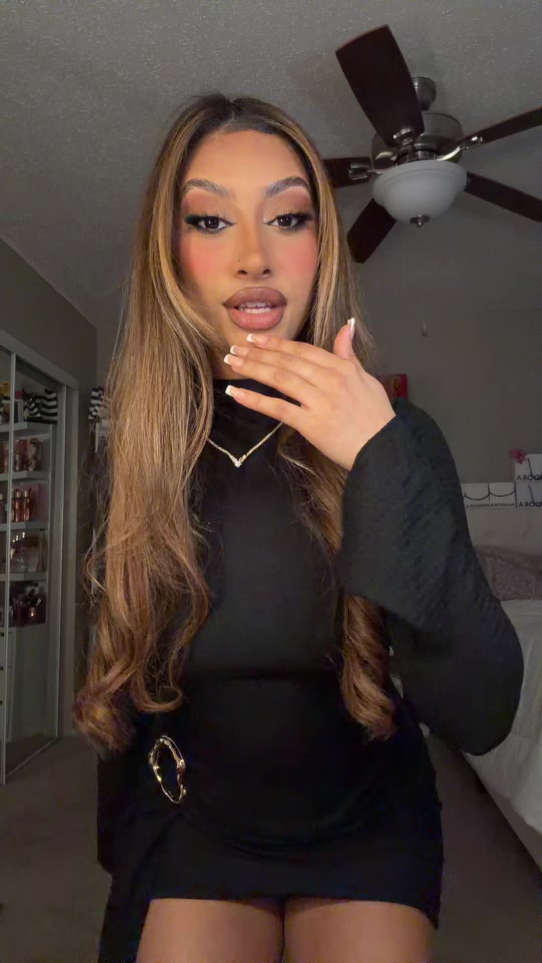 @N I K O L L E