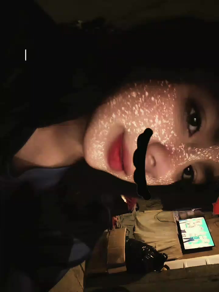 @....