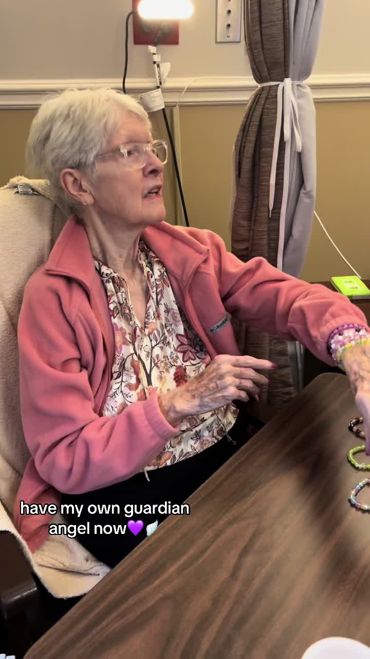 @Amanda ⨾༊
