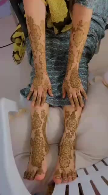 @chaمiLa arts henna💕💅