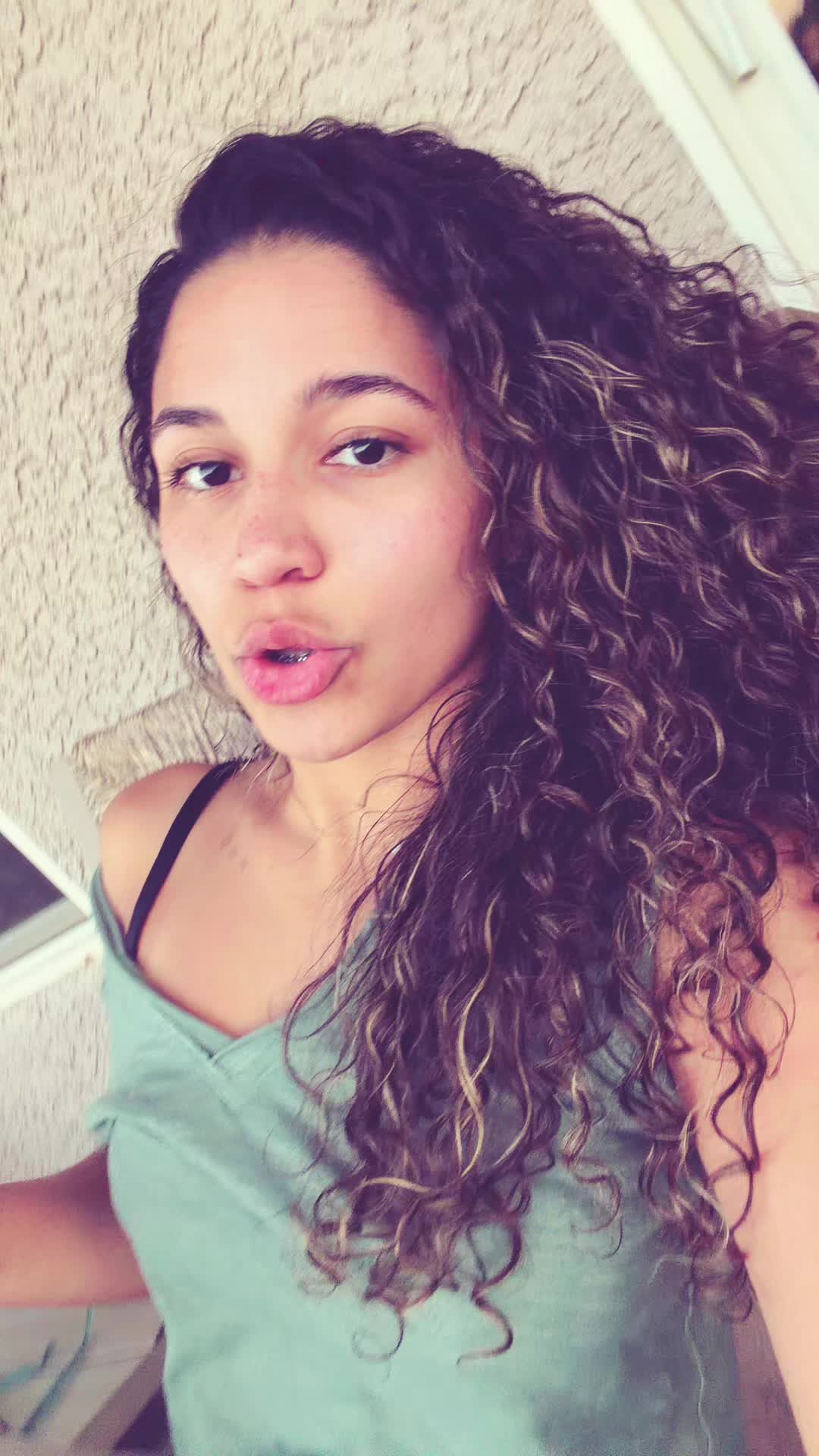 @🌜hloé