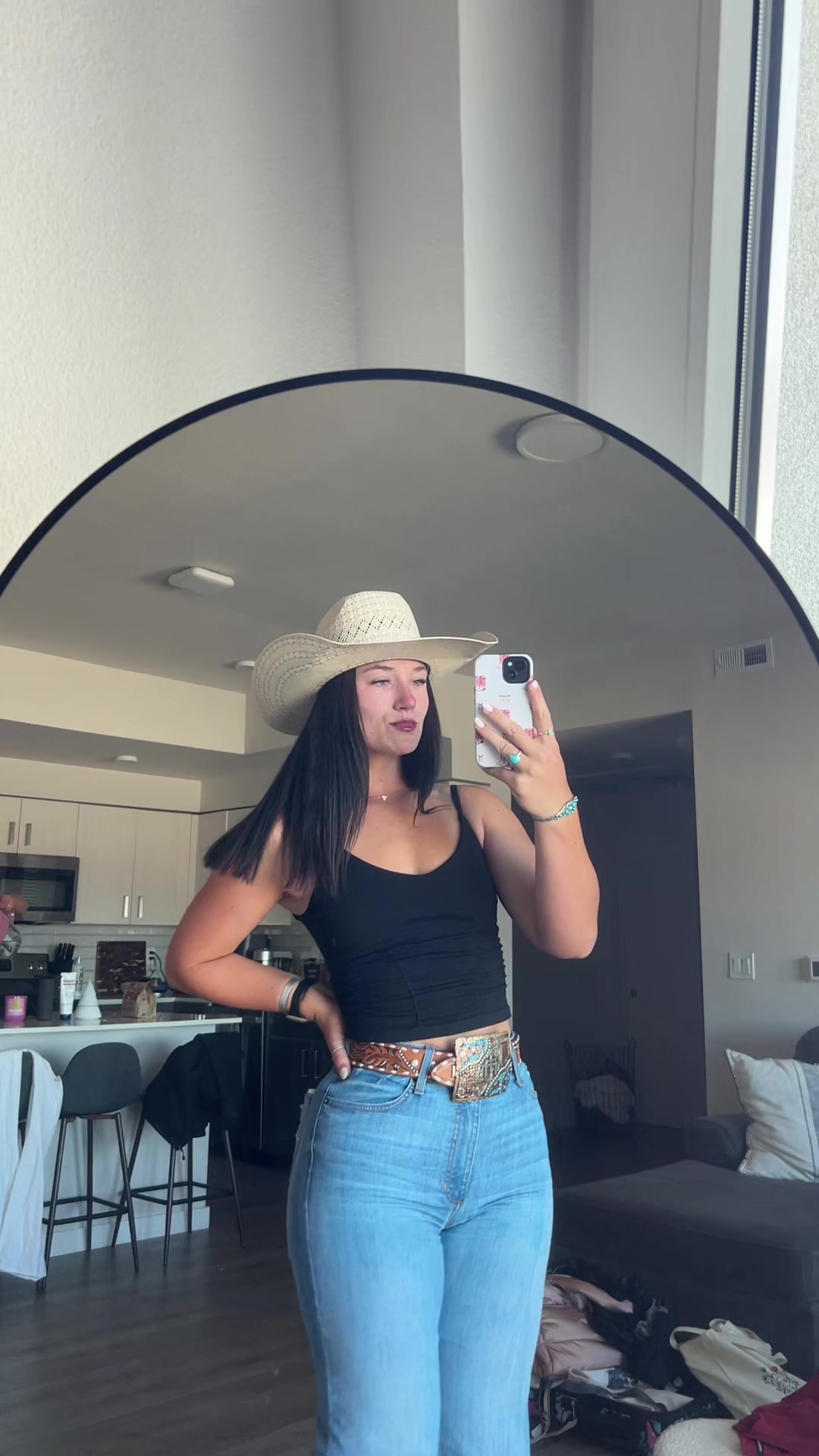 @Hailey Mae 🤍🌻