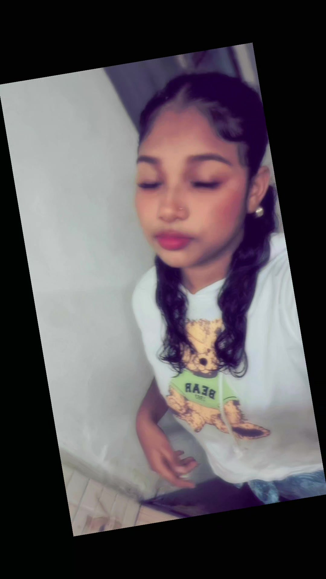 @Brinda_๐