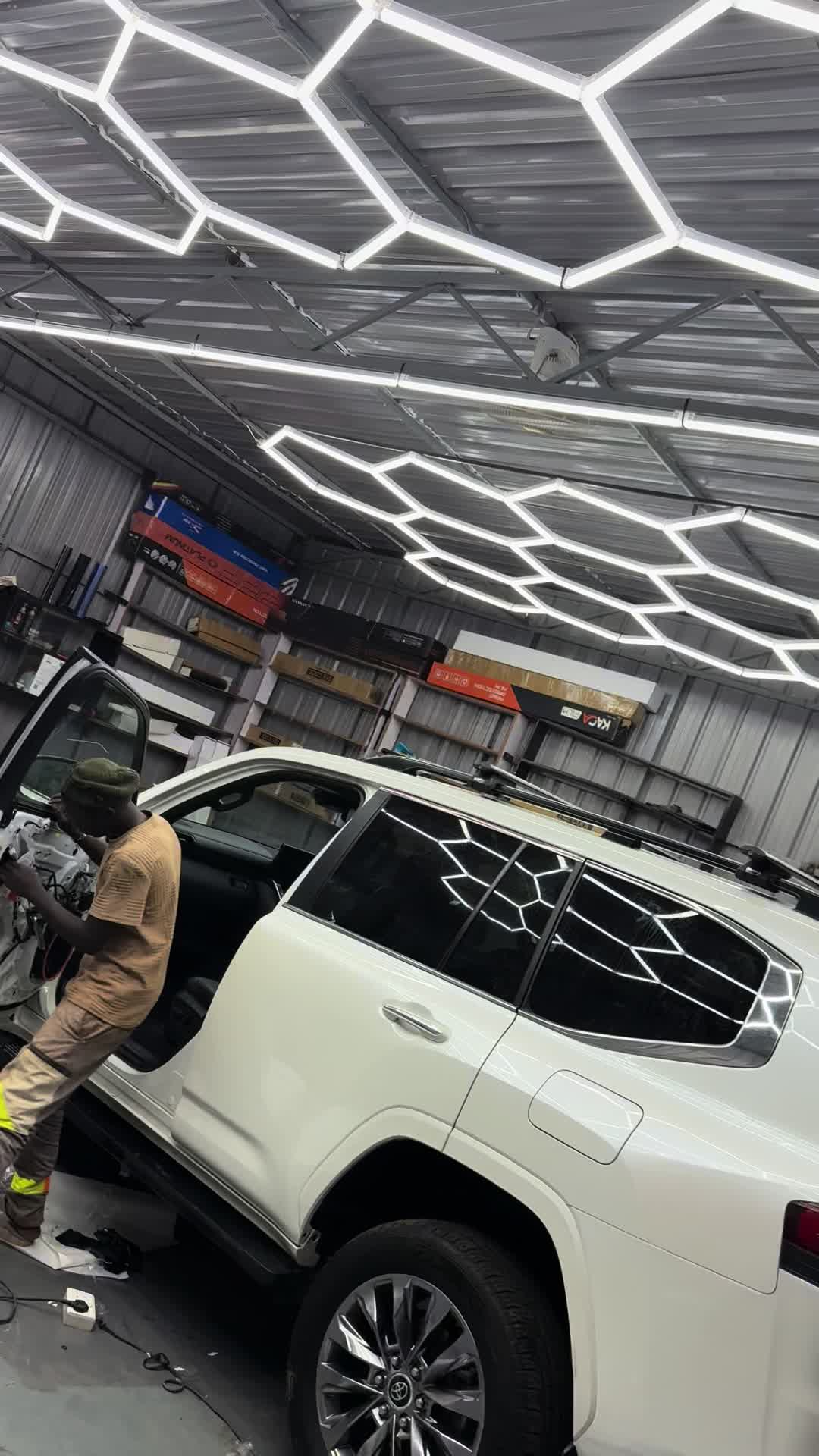 @WhycliffeTints 0751270127
