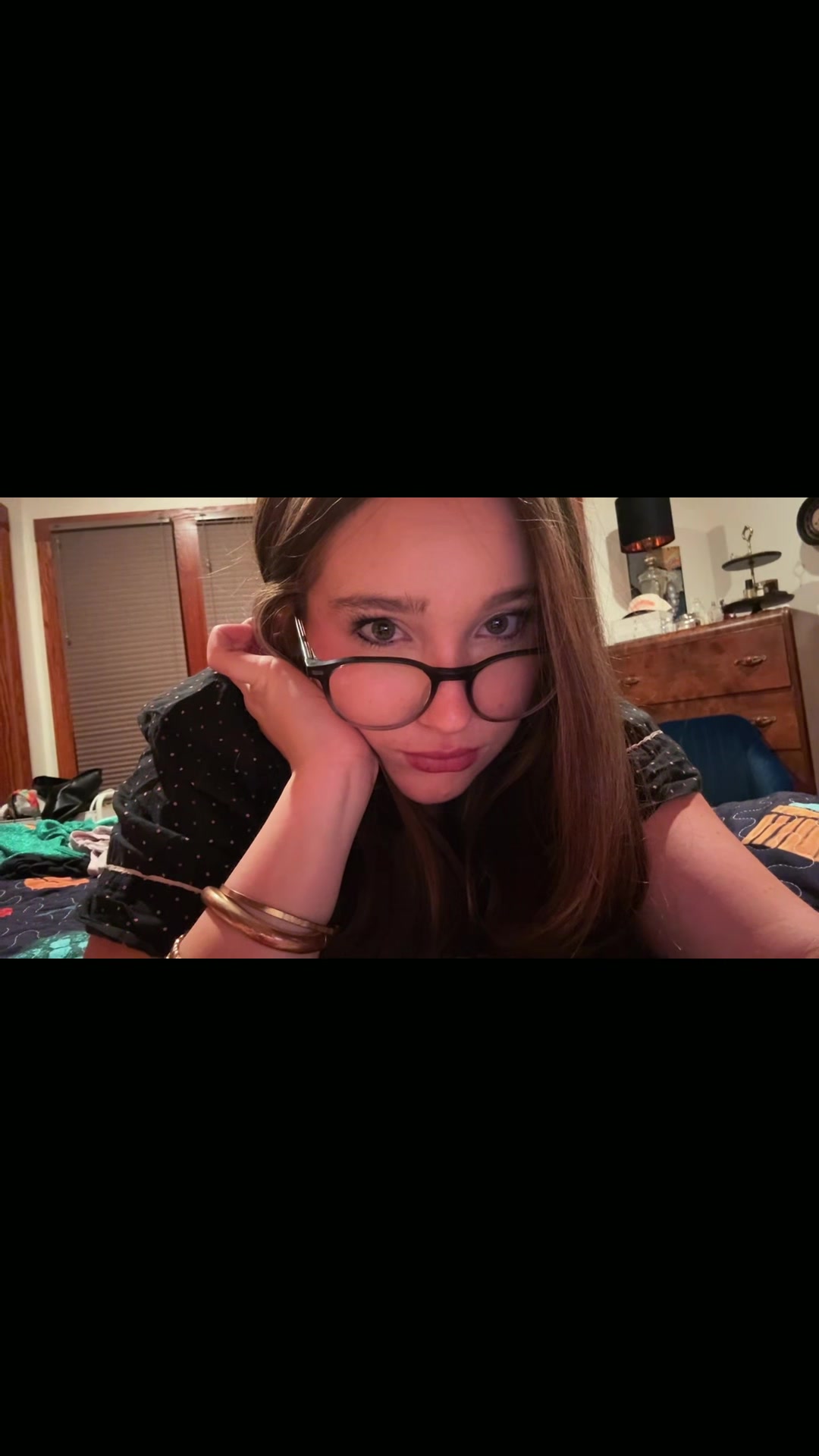 @Claire B 🍎🎓🎀🖍️☀️📚
