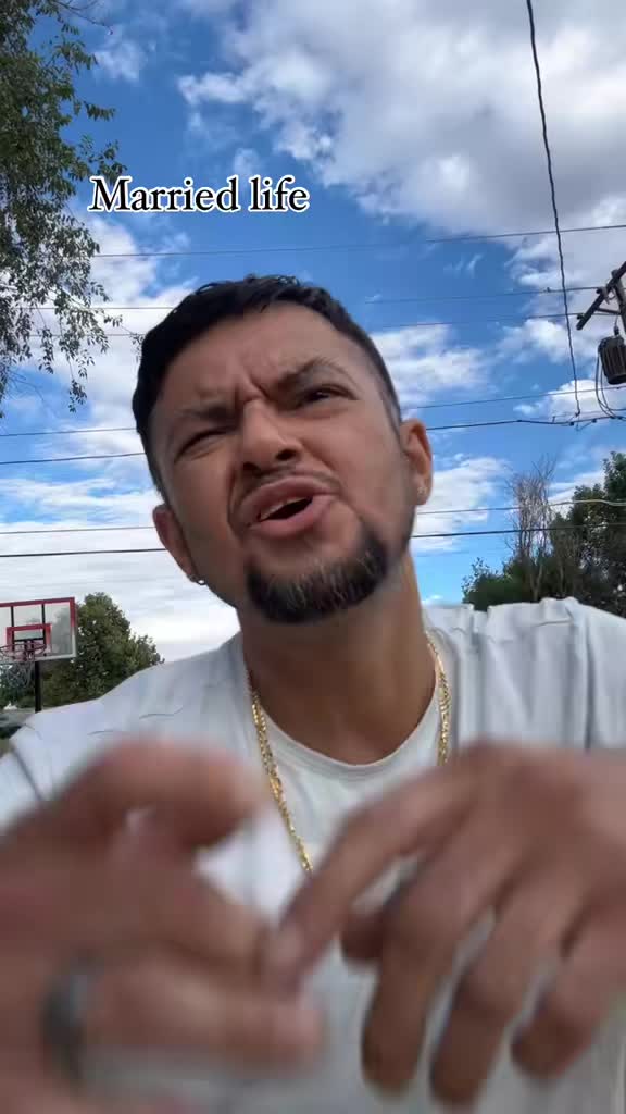 @RJ