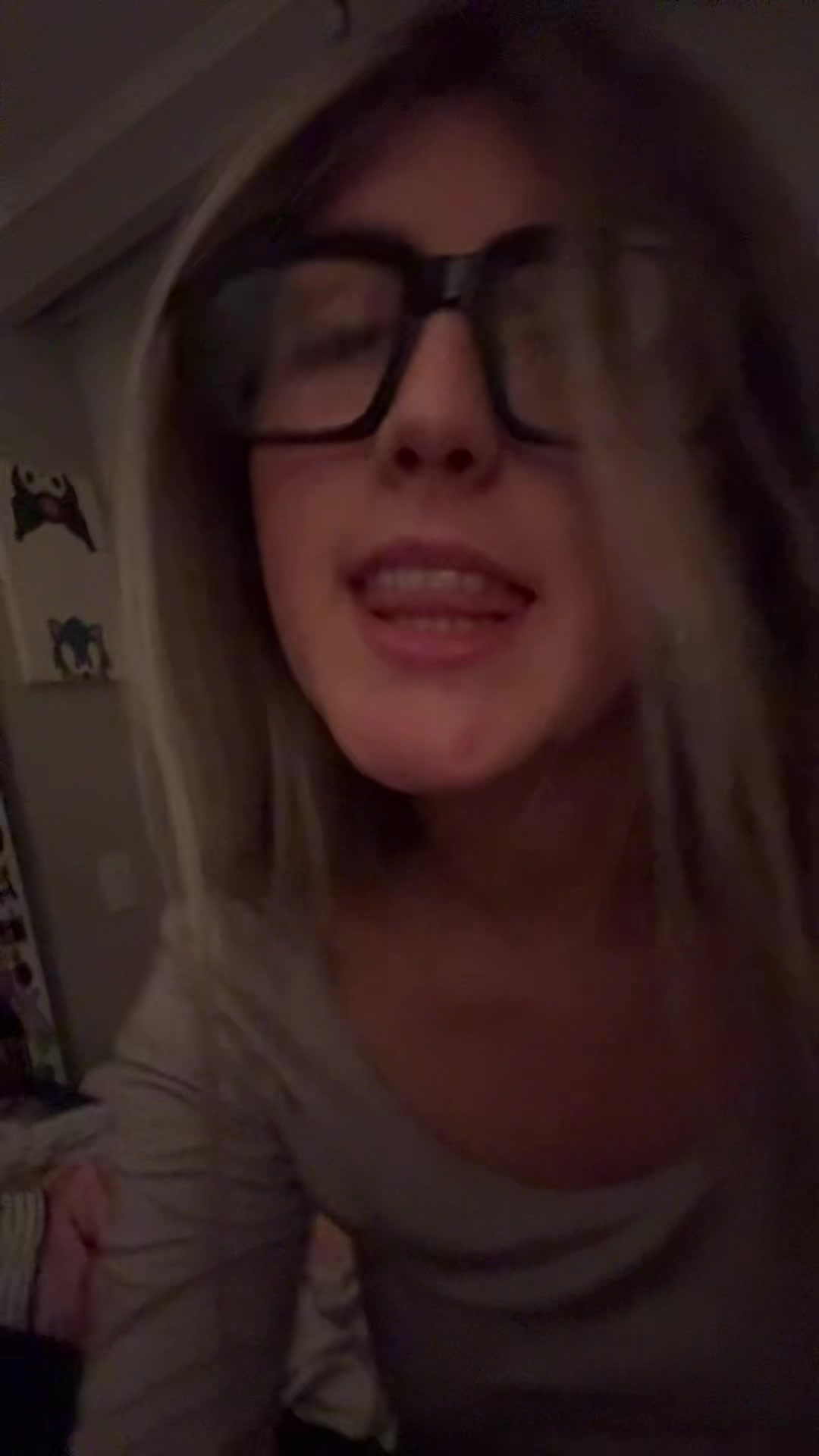 @vicky