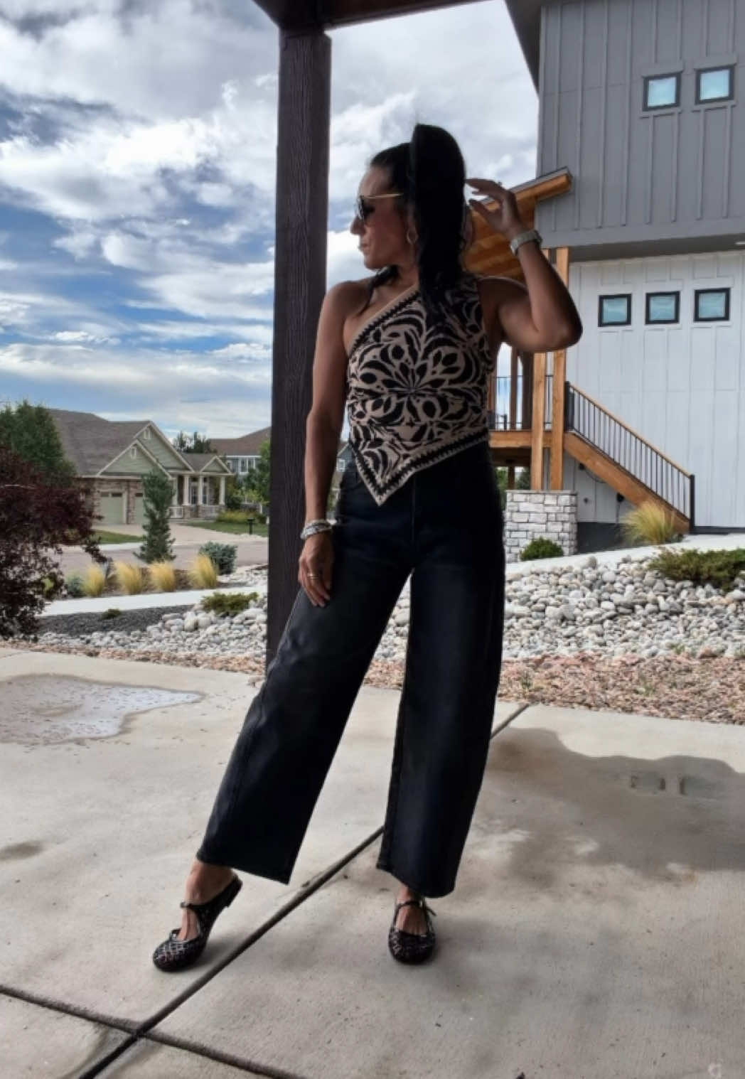 @Vanessa |✨OOTD✨Lifestyle✨