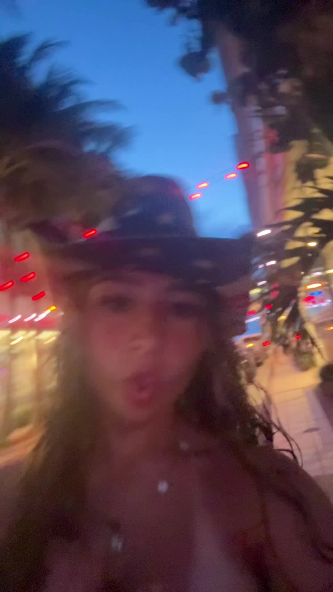 @alexdailys