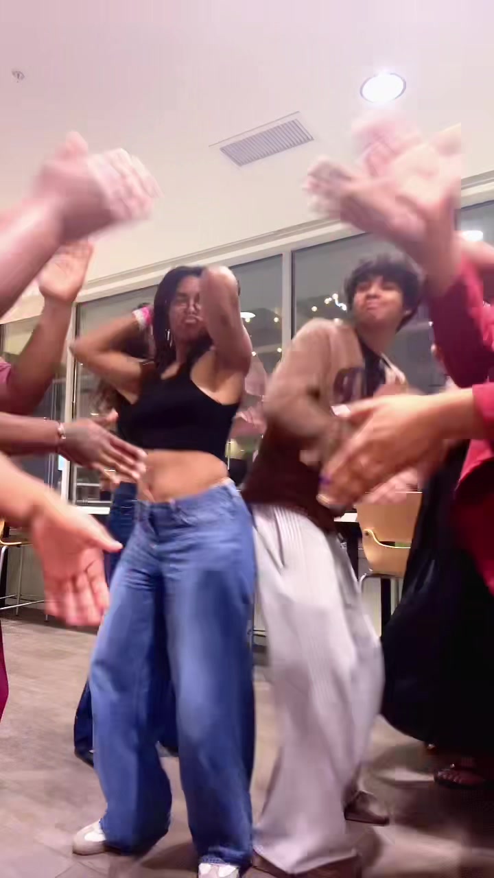 @Cierra