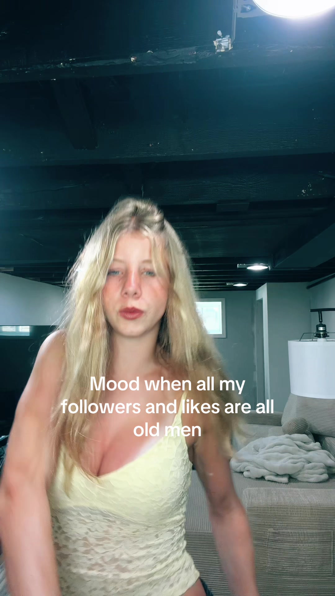 @🫰🫰