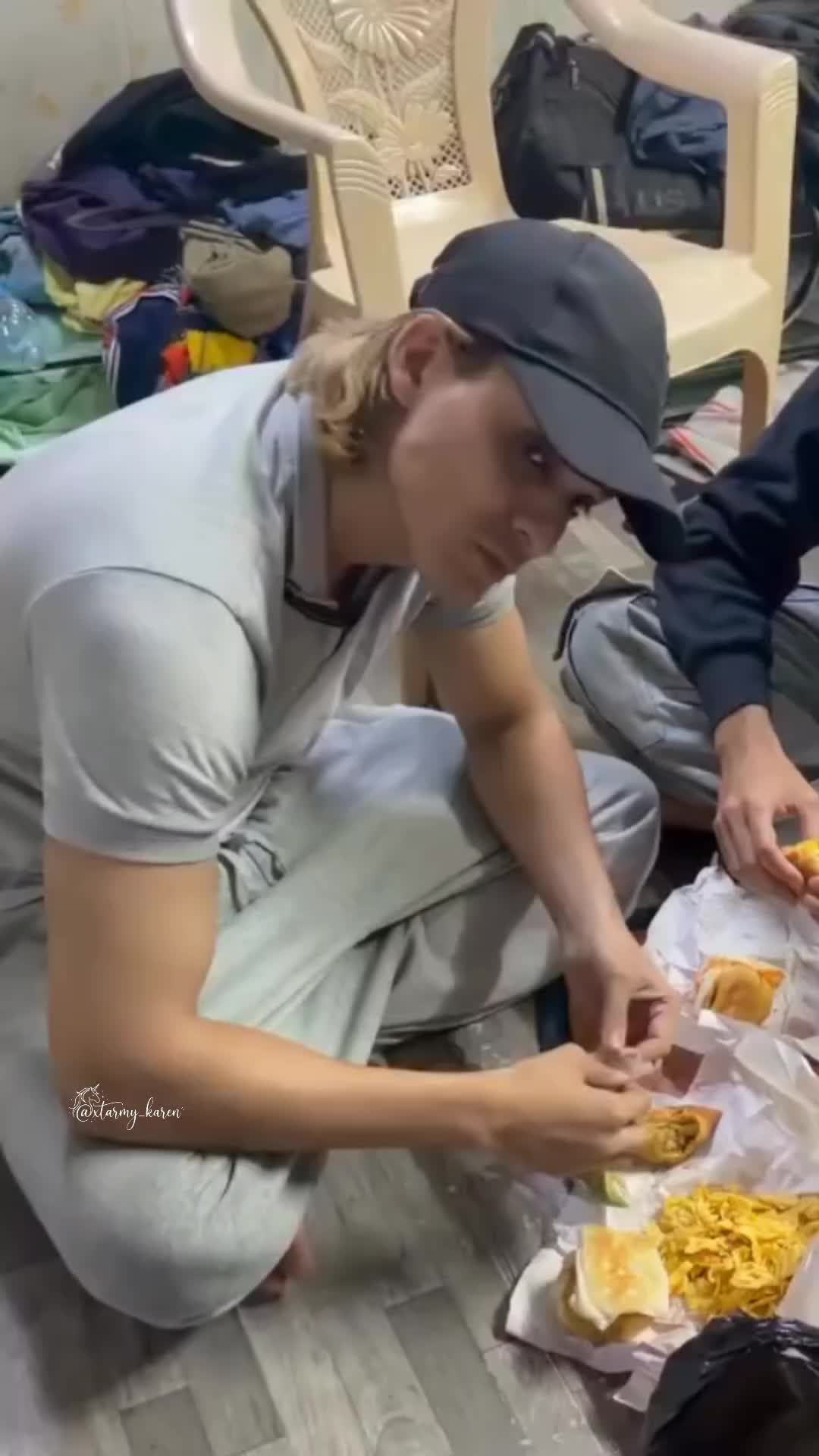 @Xtarmy_Karen