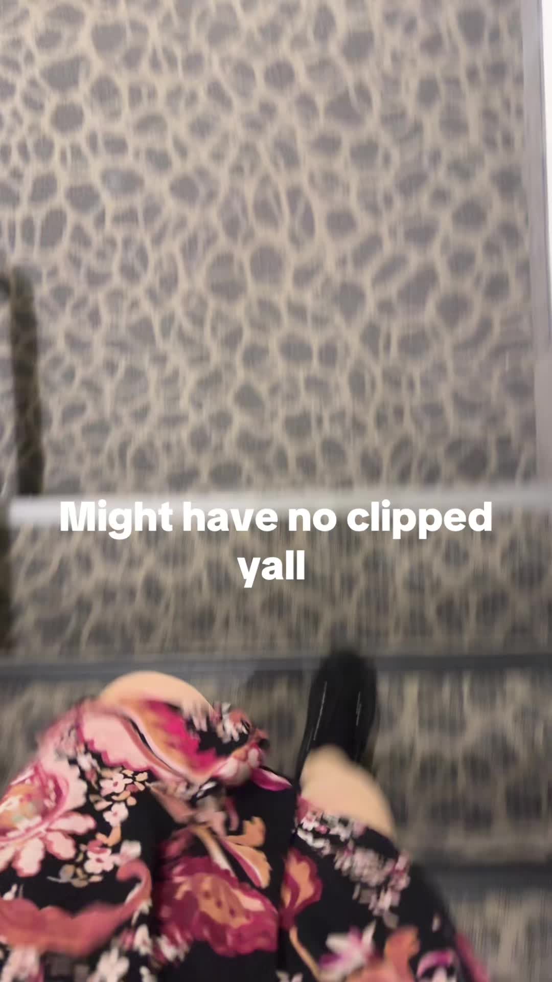 @Emorie 🥴✌️