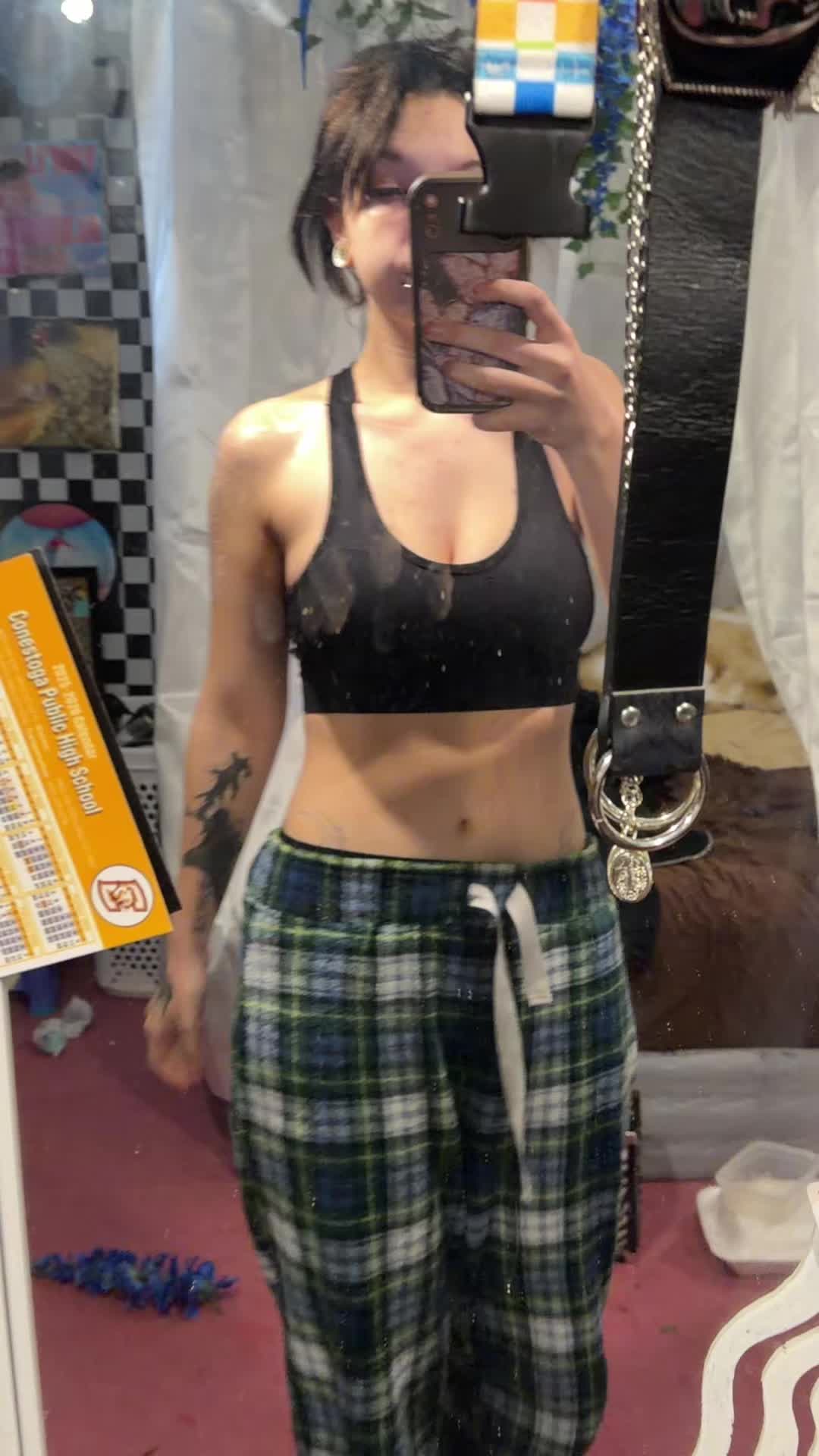 @✩𝔞𝔩𝔢𝔠✩