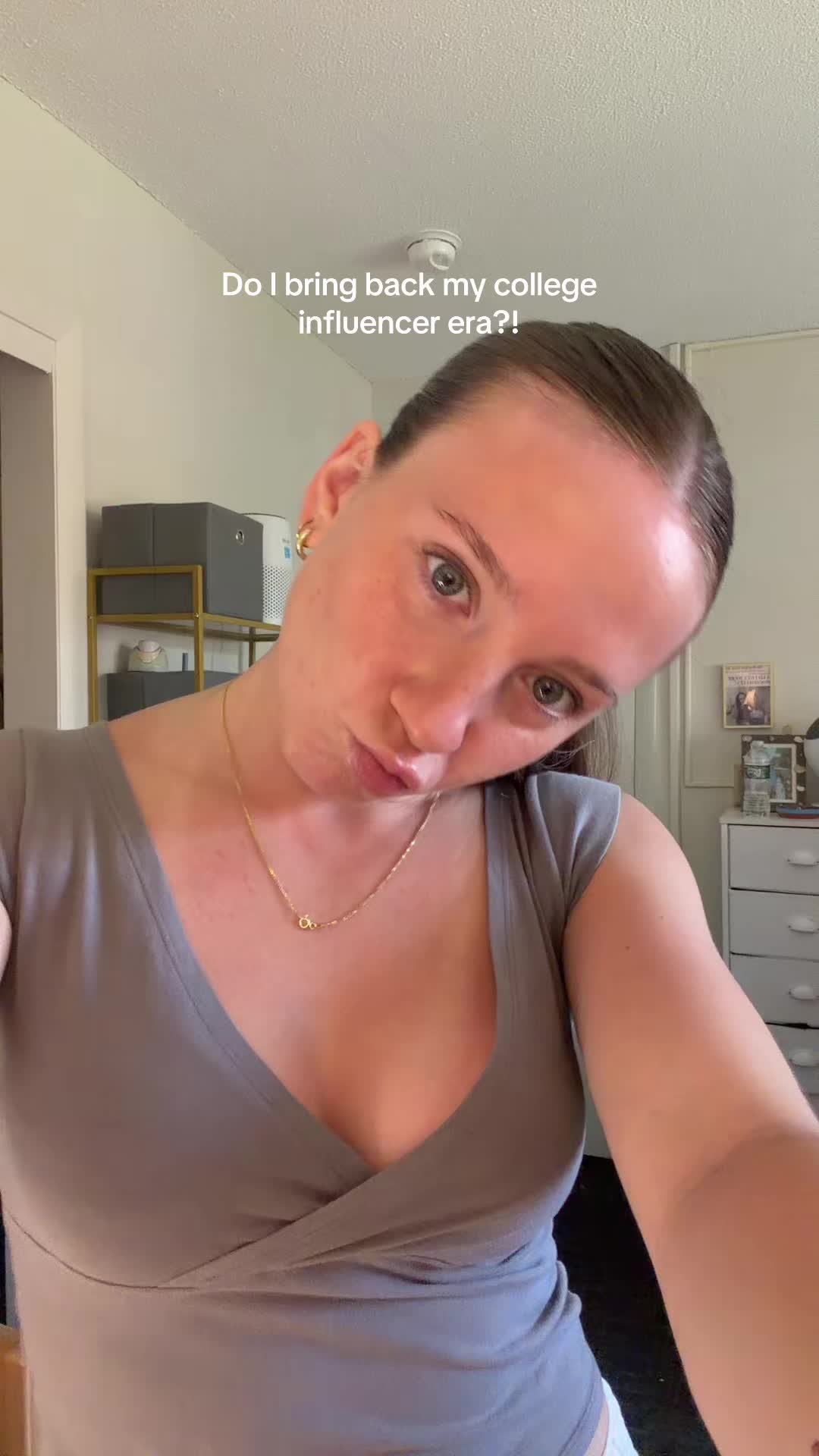 @Isabella
