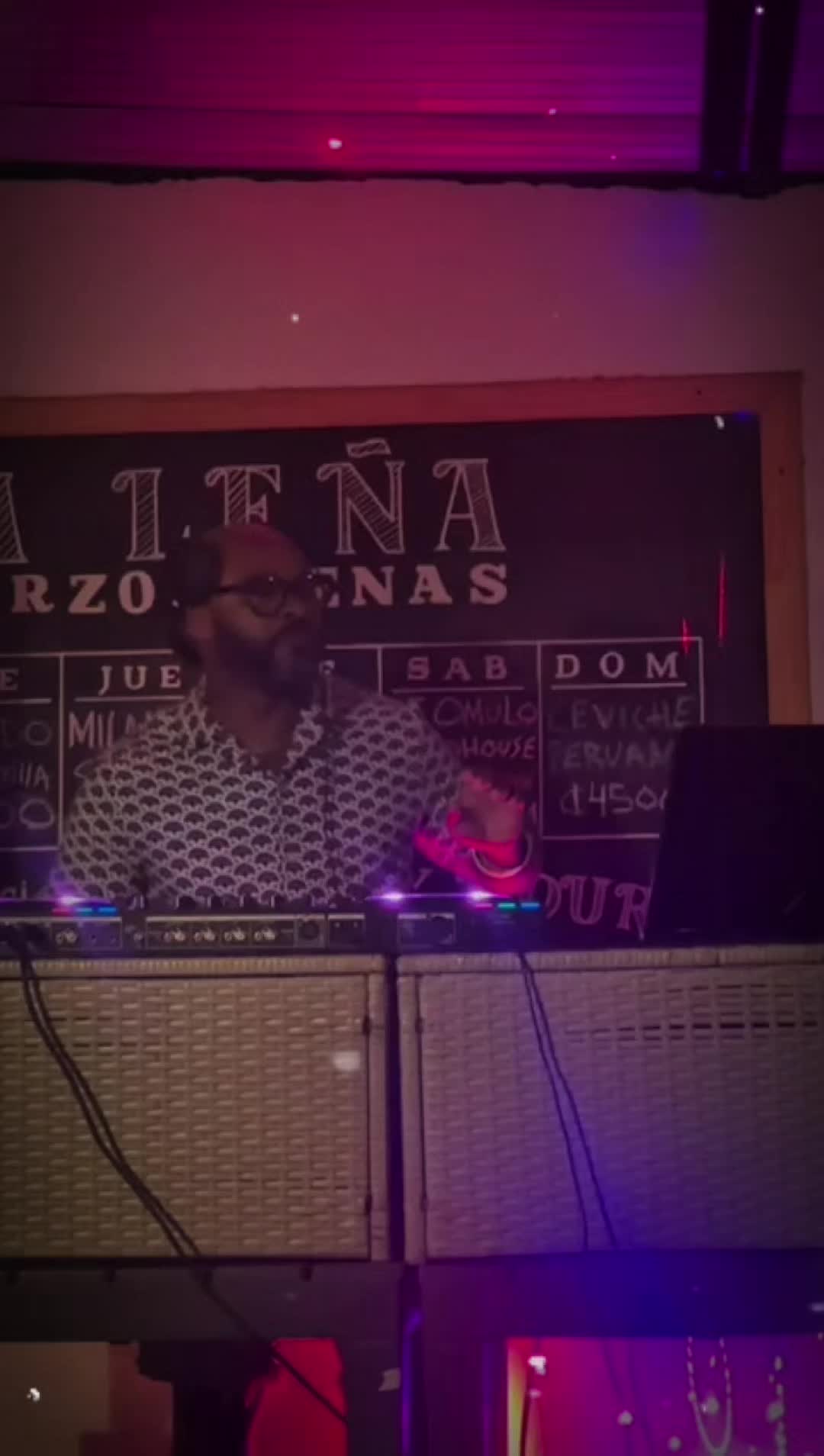 @OMOLU