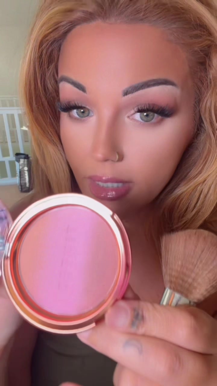 @Tahlia Mua