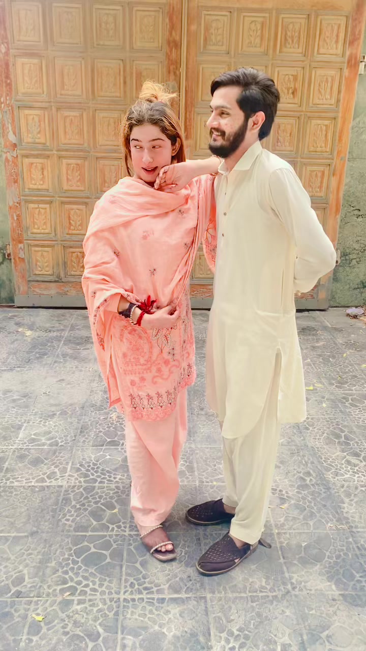 @💔 Chiriya Baلoch 💔