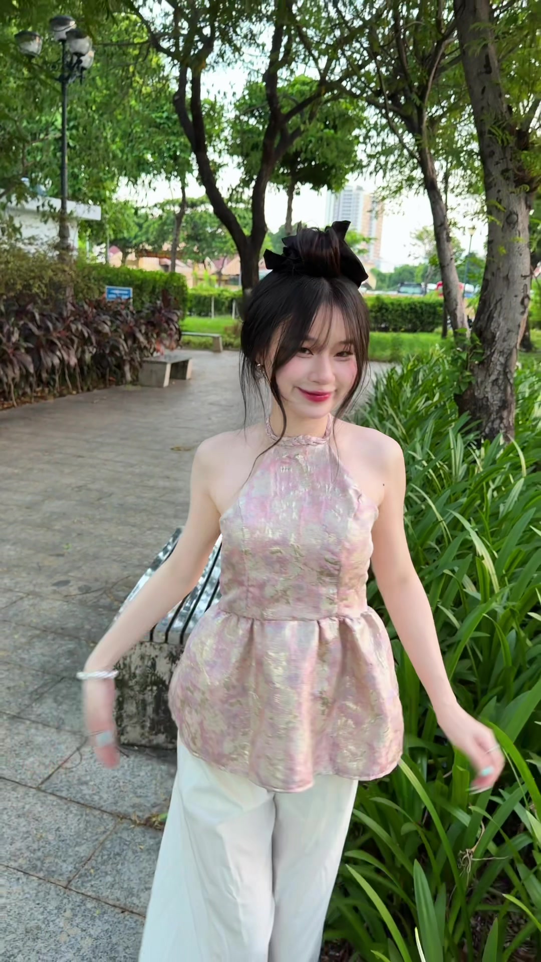 @Cam V&acirc;n 🌷