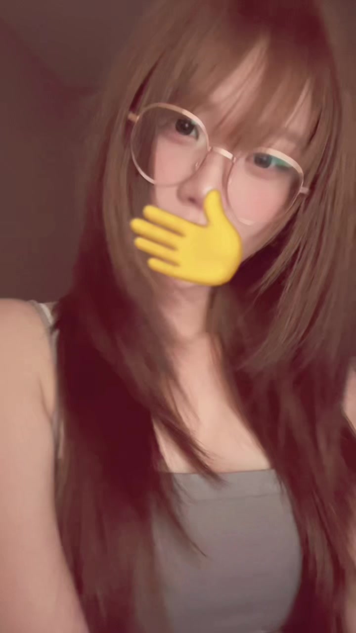@babyyjeenee