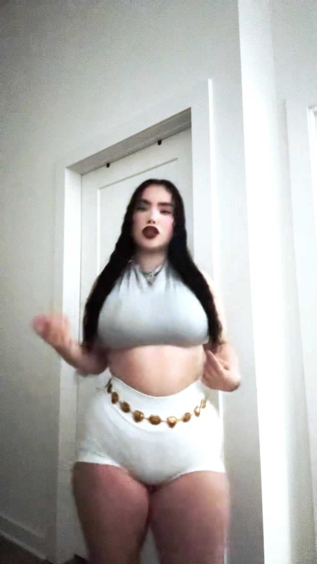 @julianaasalazarr