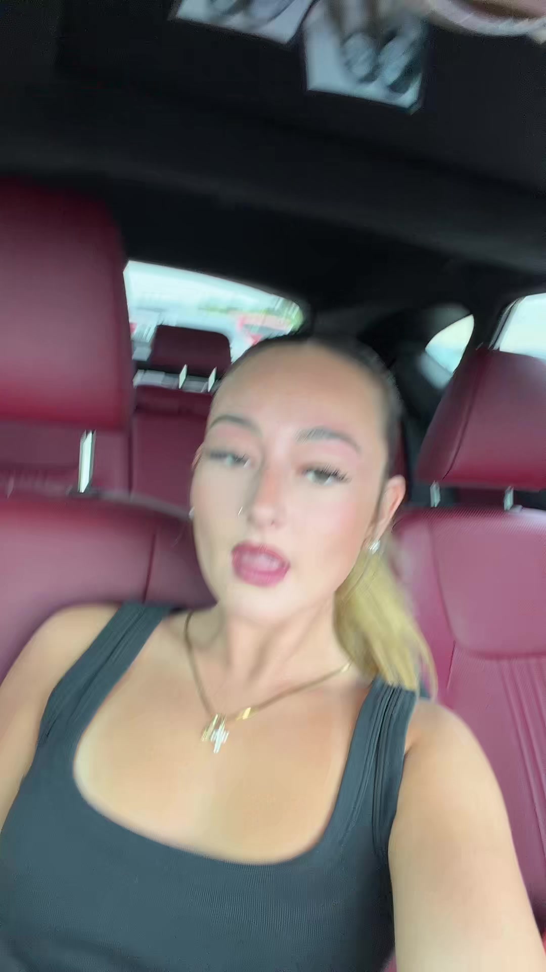 @avaroseee
