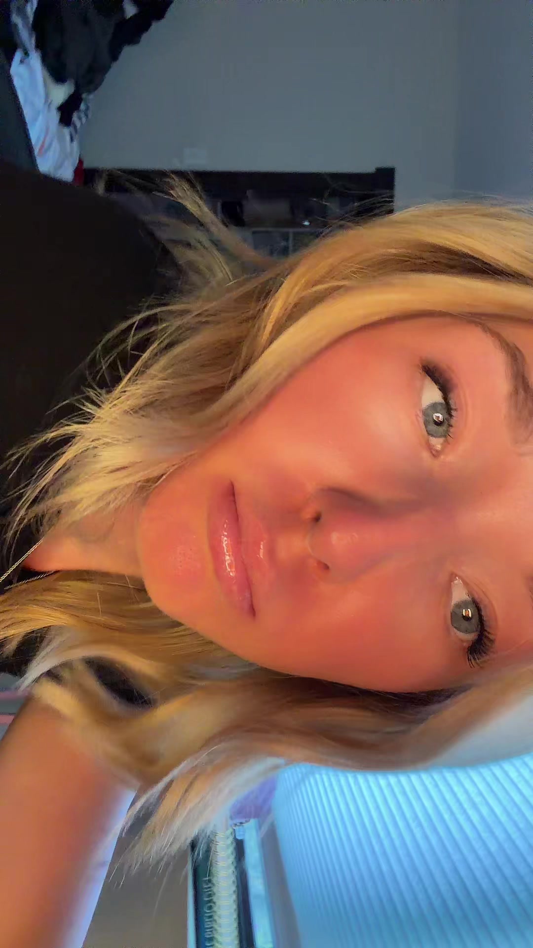@nothayleelesnau