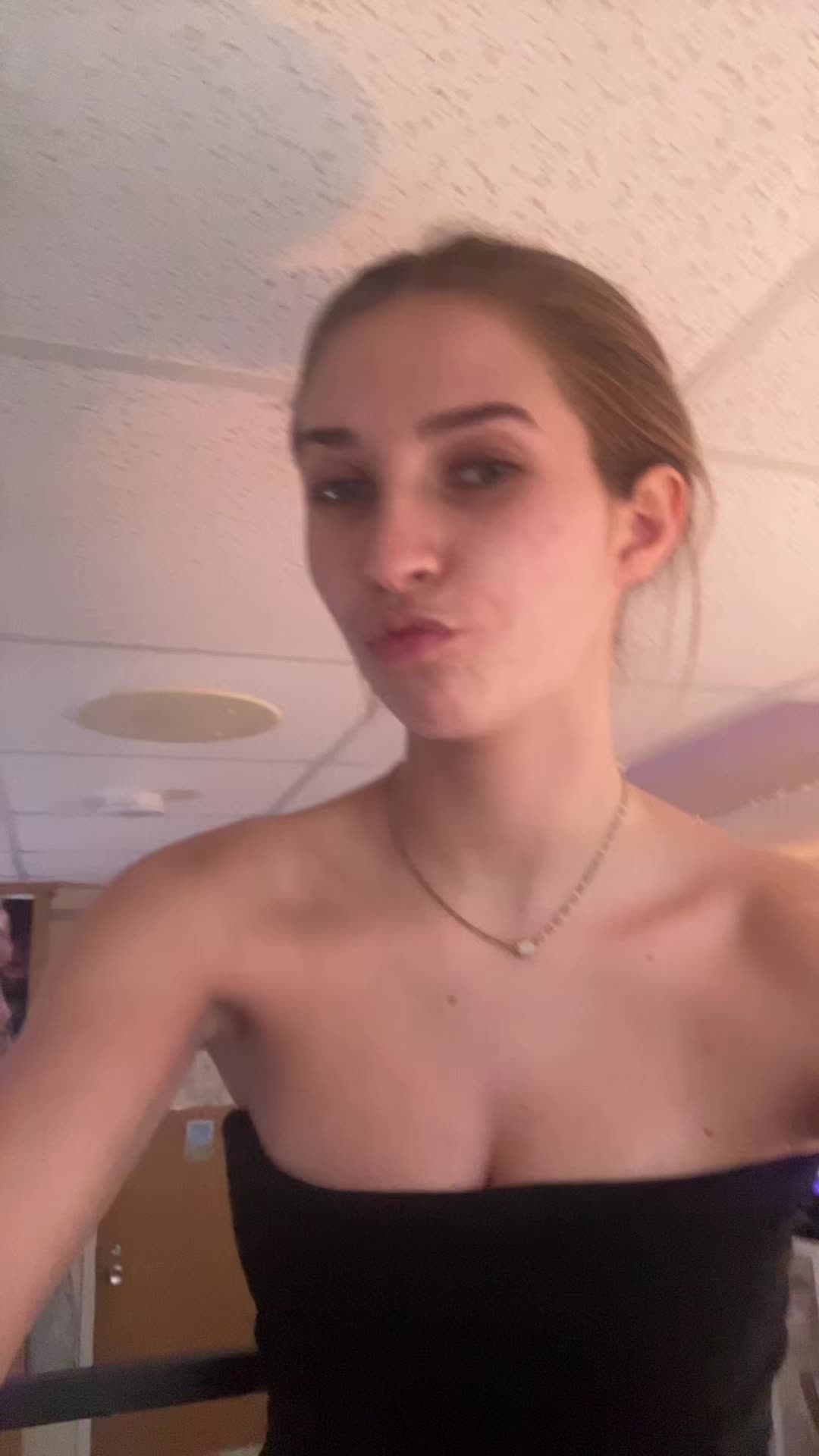 @_alyssahart