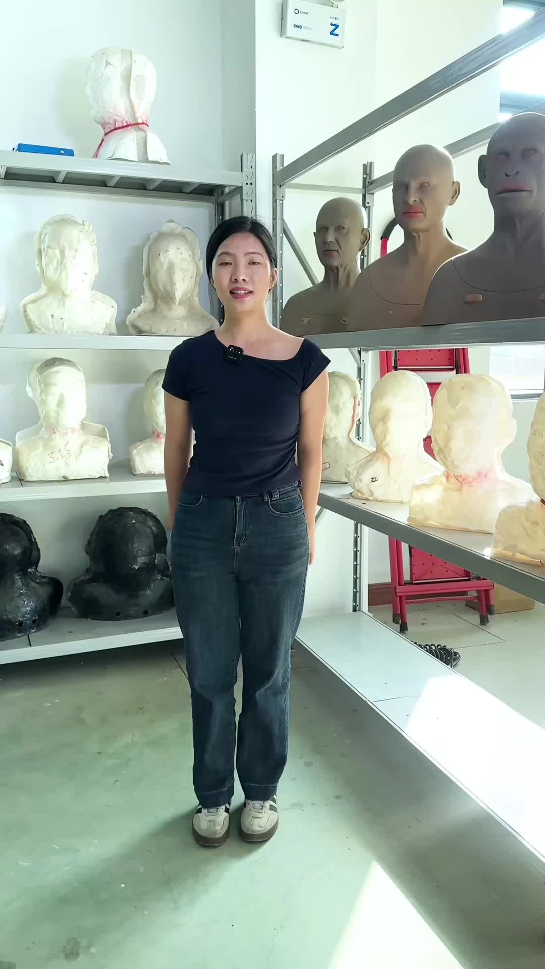 @Lifelikemask