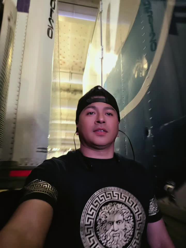 @JULIO BARAHONA