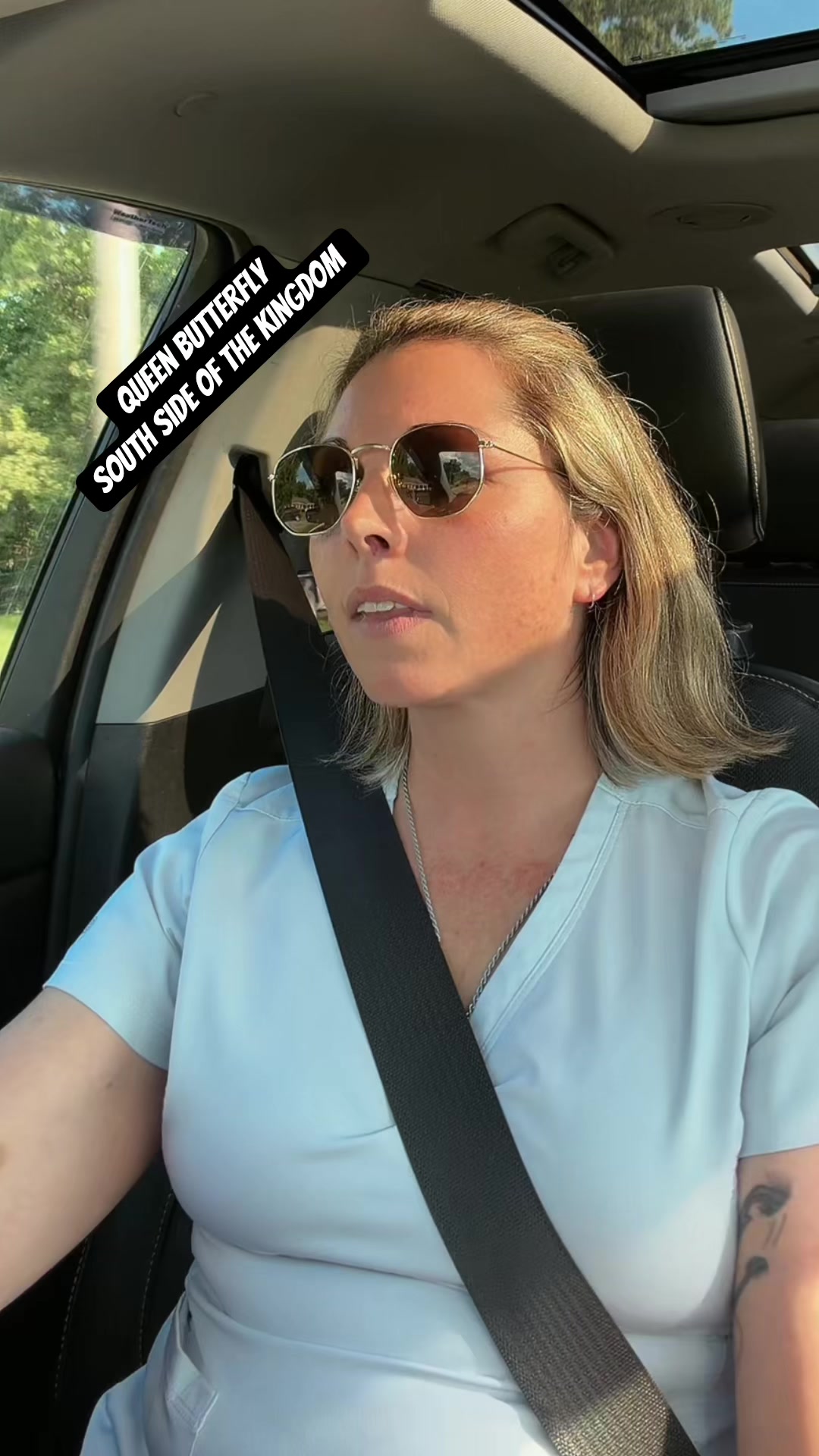 @momica_mama