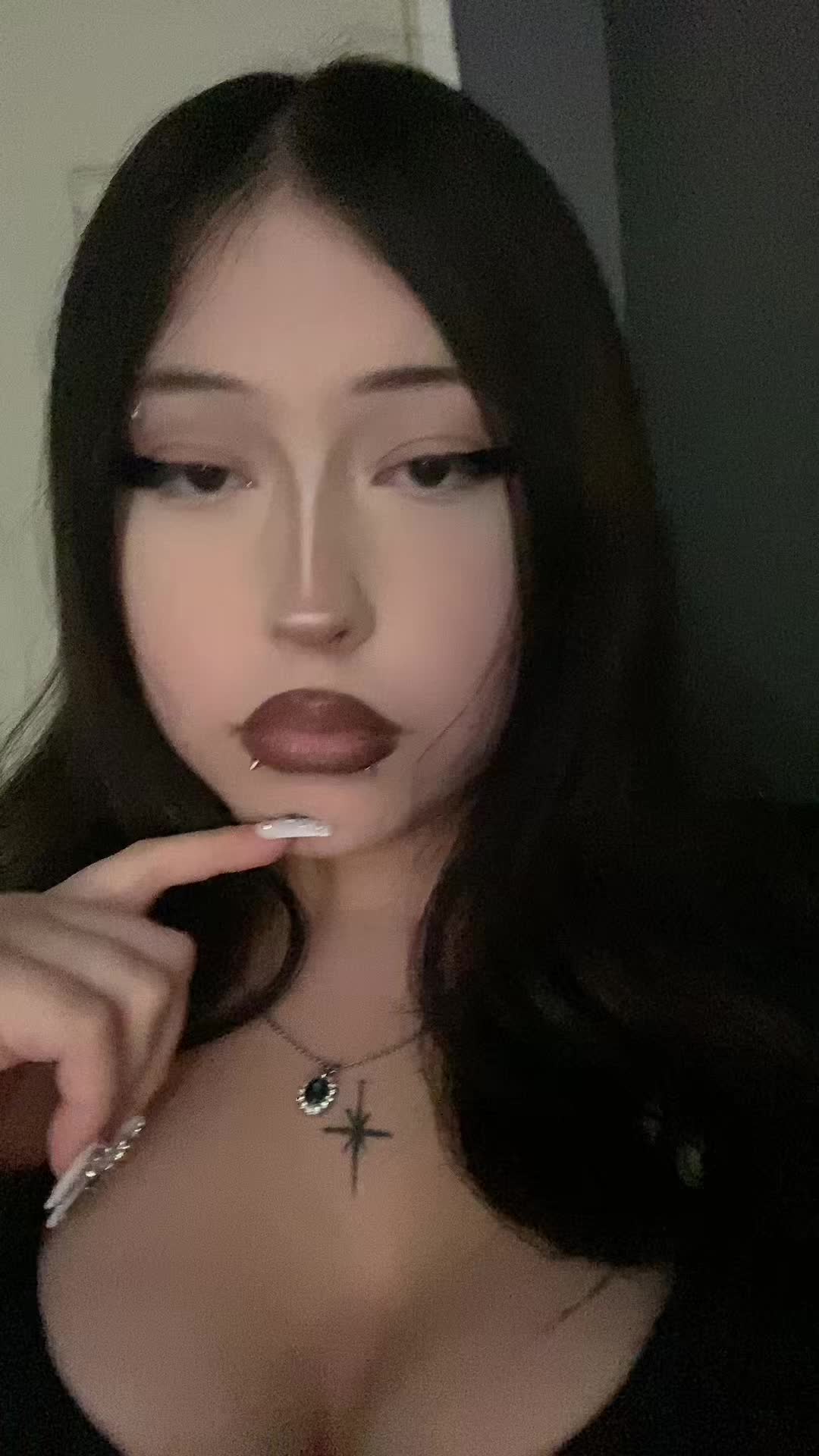 @Nani 🪼🫧