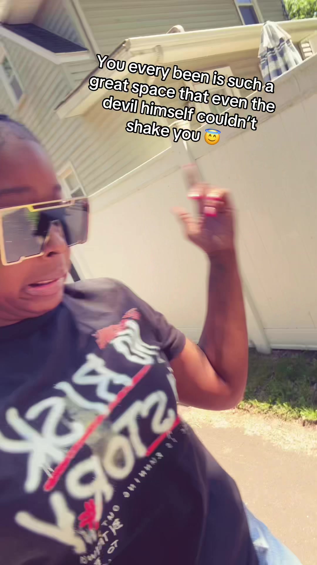 @TamikaaaNakoleee____________<3