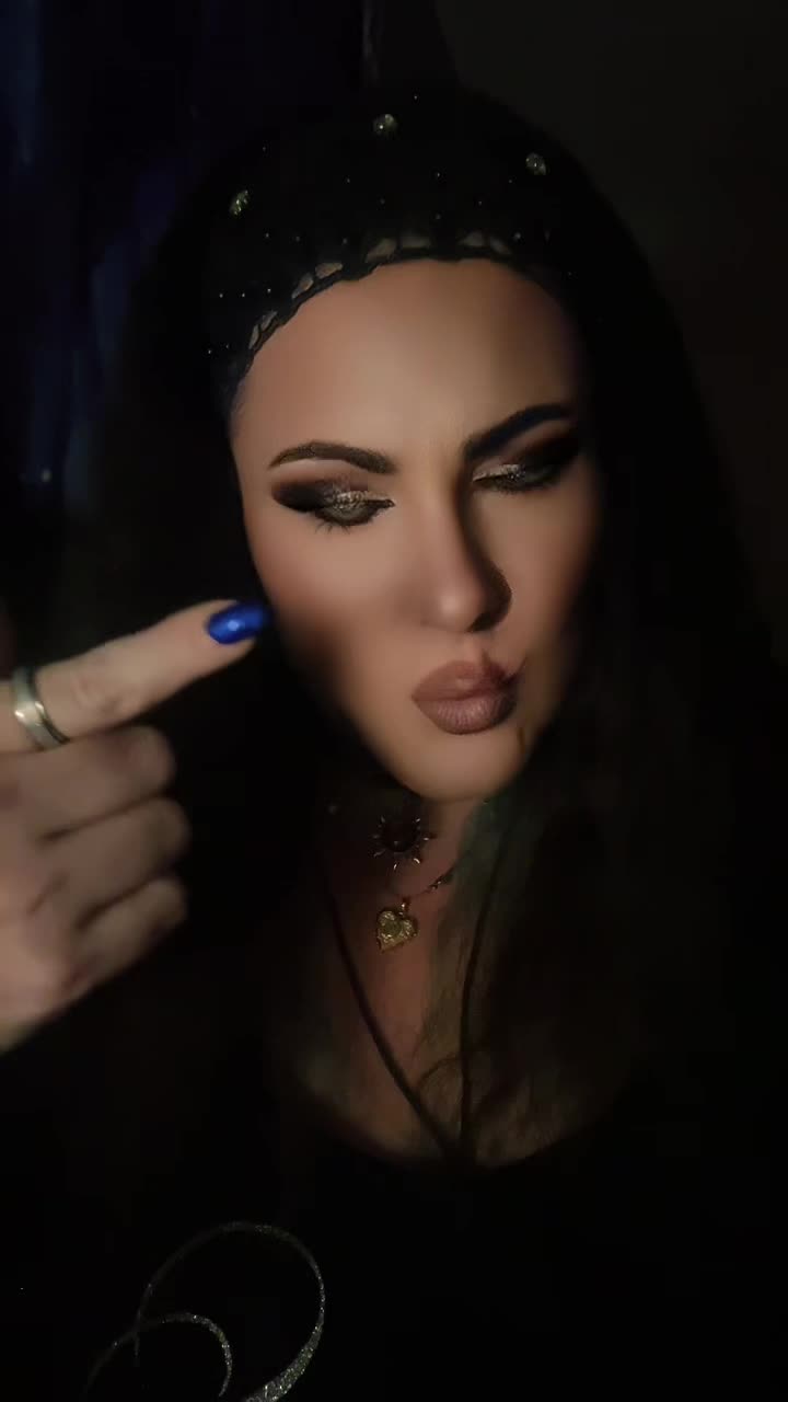 @💃🏻🧠❄️ 𝓕𝓻𝓸𝓼𝓽𝓮𝓭 ❄️🧠🩸