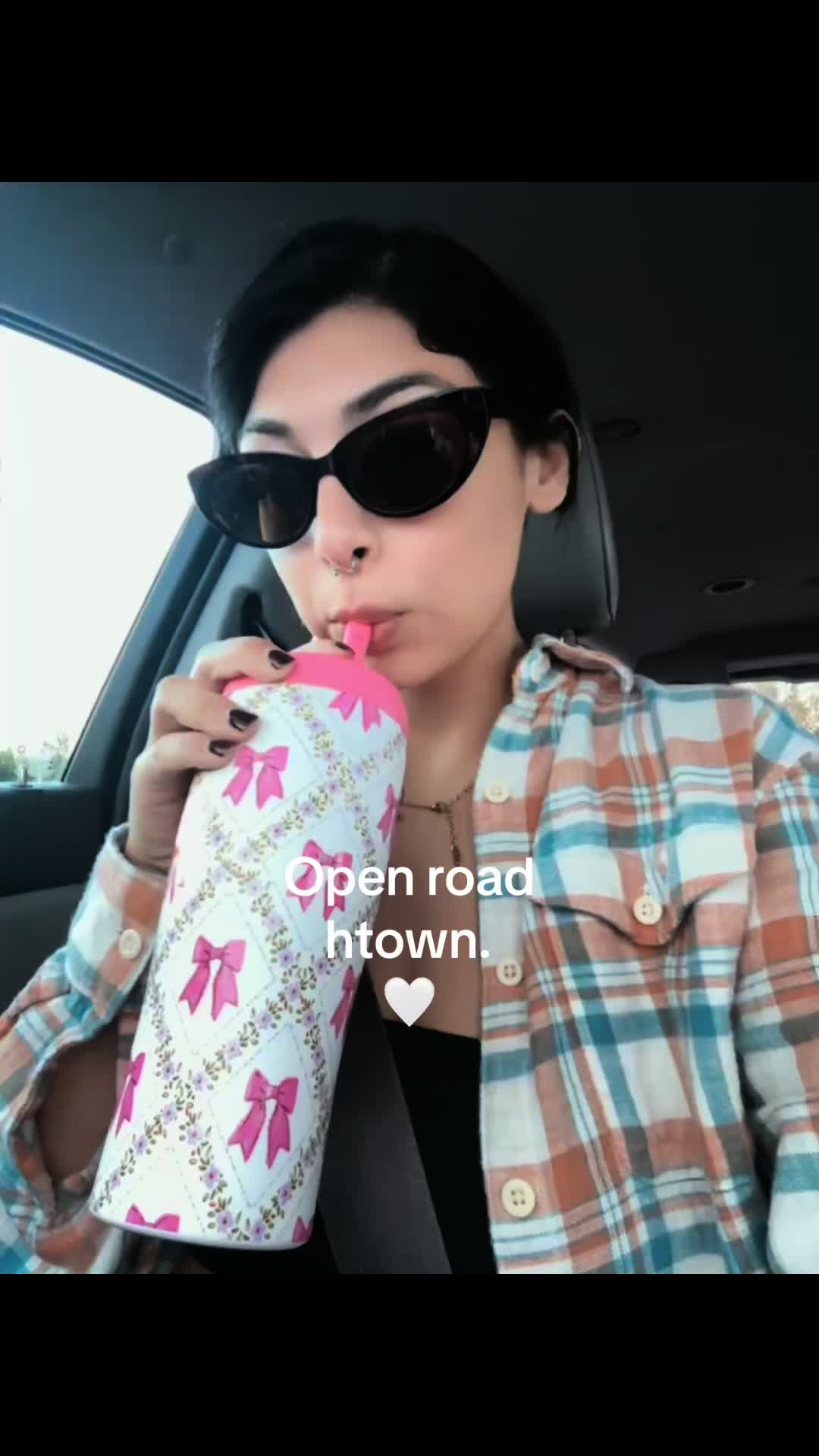 @Victoria González